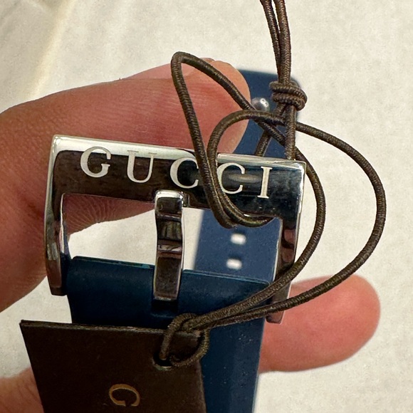 Gucci Sync XXL Blue Rubber Unisex Watch YA137104 - Picture 10 of 10